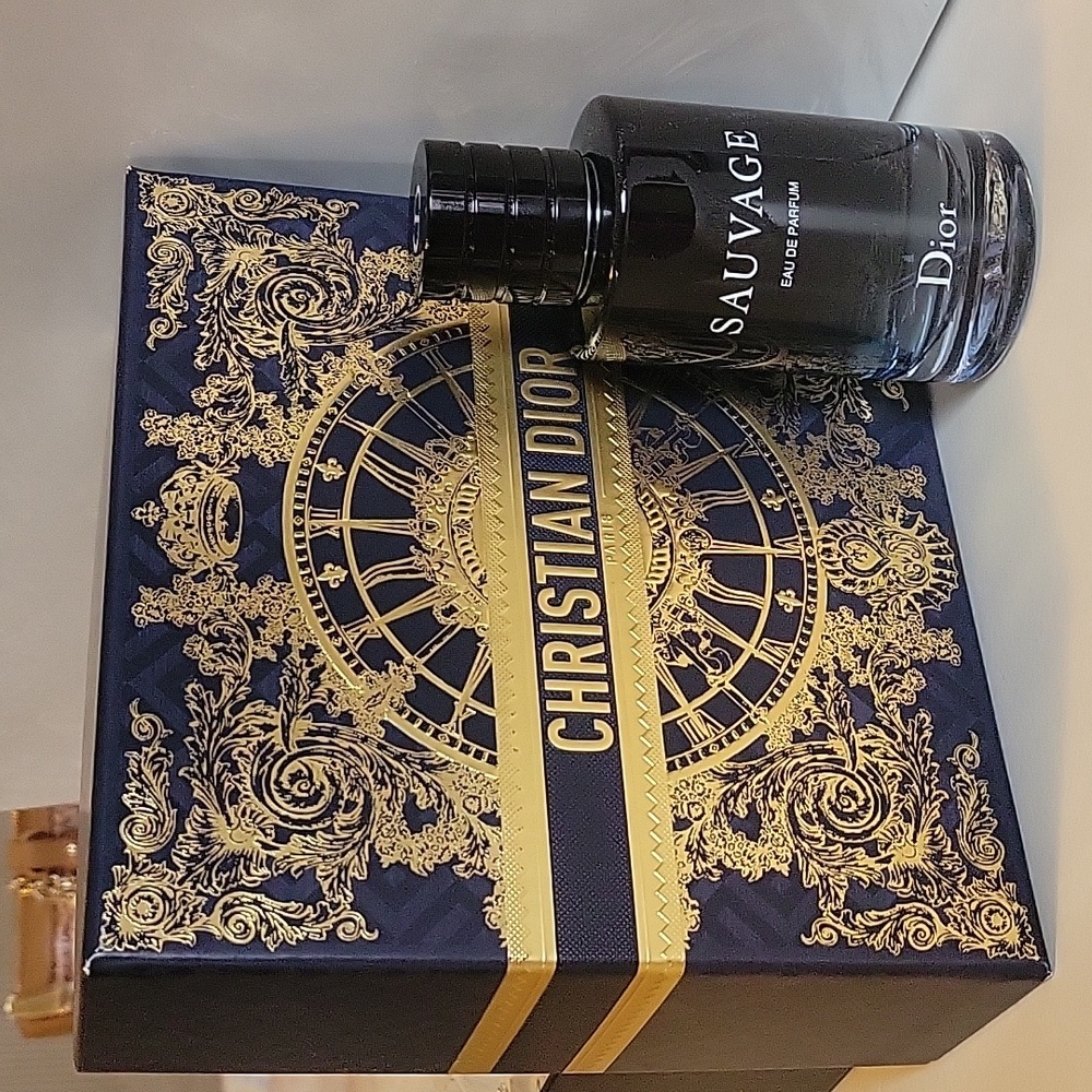 Dior Sauvage  Blue & Gold Box